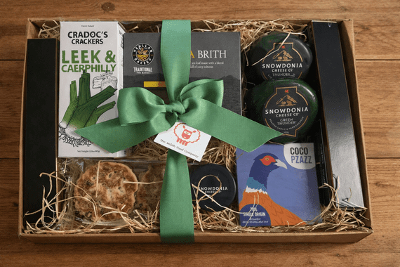 A Bigger Taste of Wales Hamper ⭐ Bestseller