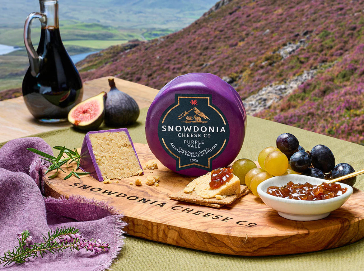 Snowdonia Purple Vale Cheese – Balsamic Onion Cheddar