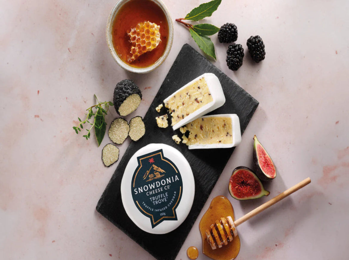 Snowdonia Truffle Trove Cheese – Truffle Che