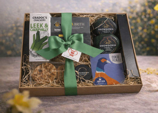 A Bigger Taste of Wales Hamper ⭐ Bestseller